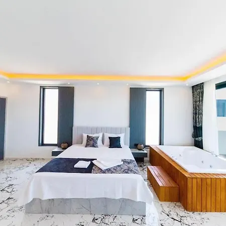 Modern Luxury Seaview 2br Villa Kaş