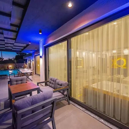 Modern Luxury Seaview 2br Villa Kaş